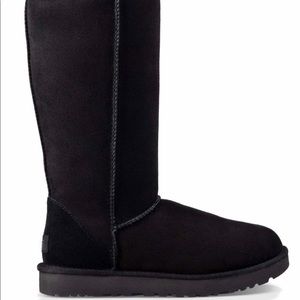 Tall black uggs